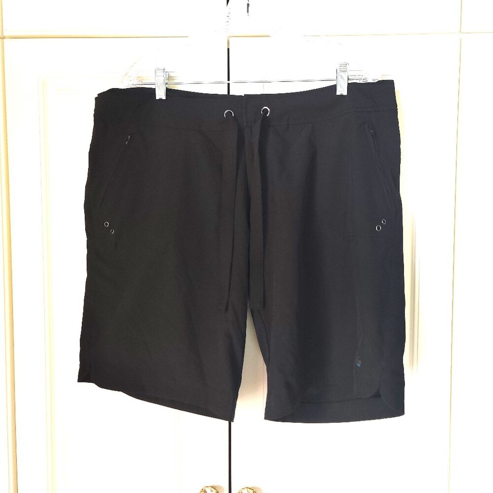 Free Country Women's Black Bermuda Shorts, Size XXL (18), New
